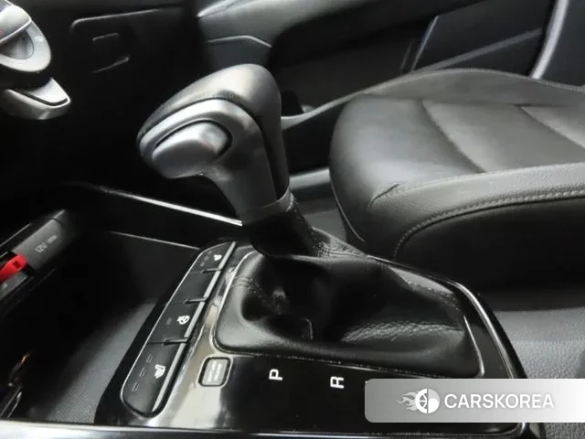 Kia Stonic id 3544081 из Кореи 19