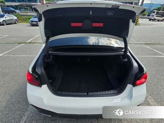 BMW 5 Series (G30) id 2889266 из Кореи 13