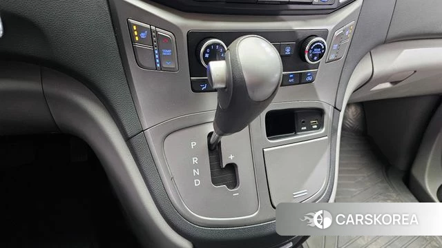 Hyundai The New Grand Starex id 3955488 из Кореи 19