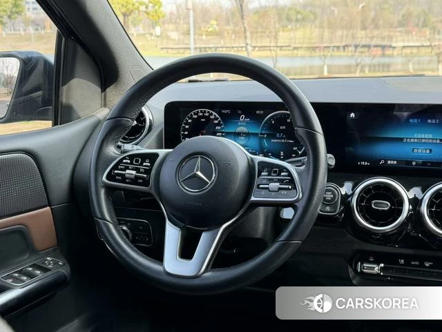 Mercedes-Benz Class B id 4209945 из Китая 17