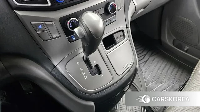 Hyundai The New Grand Starex id 3357197 из Кореи 19