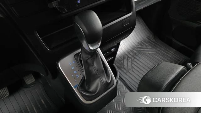 Hyundai Staria id 4229768 из Кореи 36