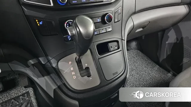 Hyundai The New Grand Starex id 3587781 из Кореи 19