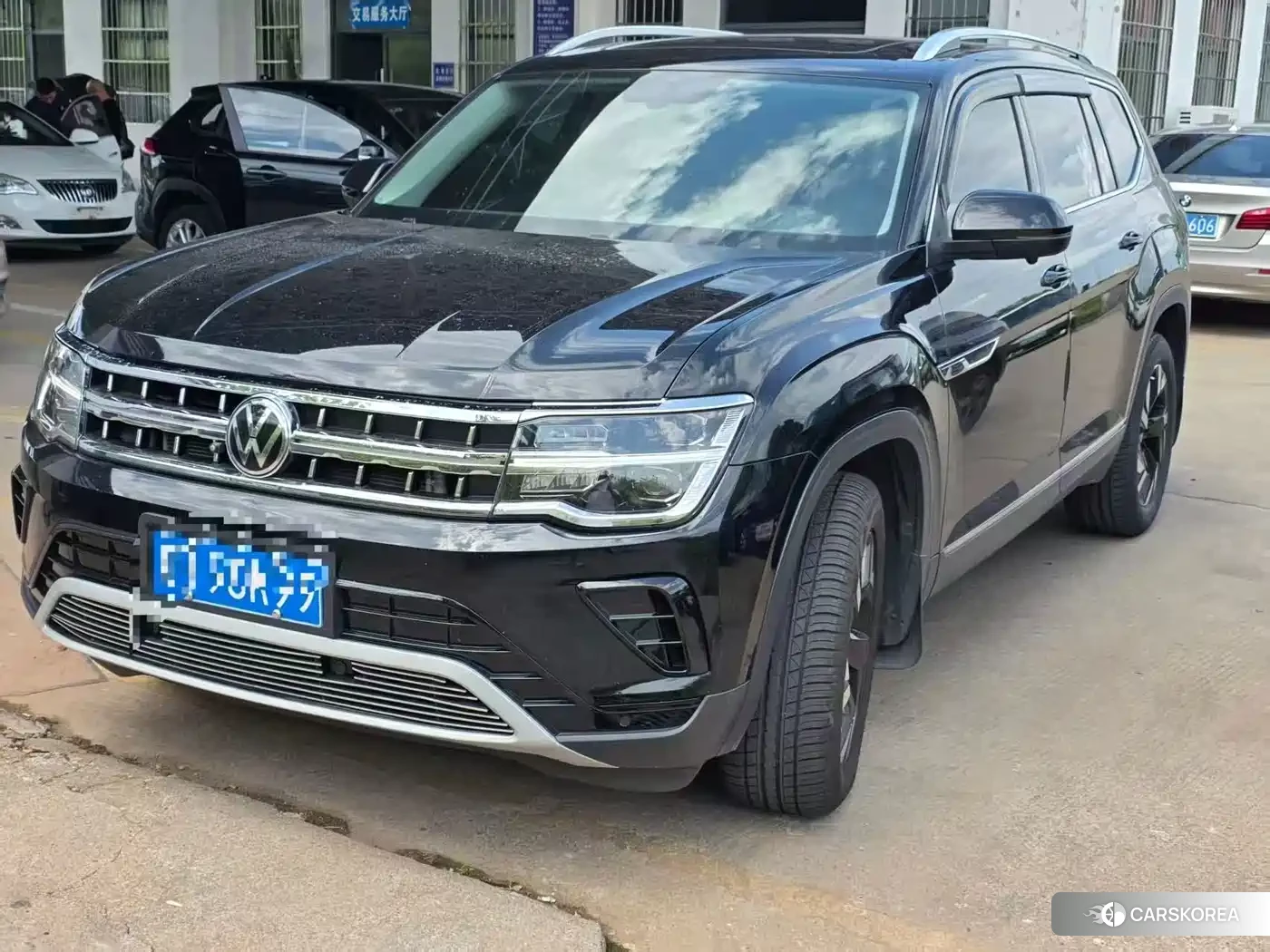 Volkswagen Touareg id 4599839 из Китая 9