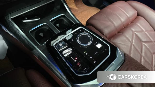 BMW 7 Series (G70) id 4343403 из Кореи 32