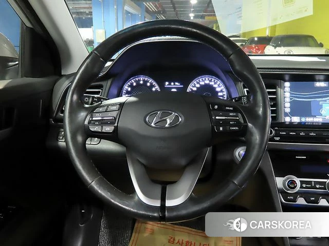 Hyundai The New Avante AD id 3911859 из Кореи 19