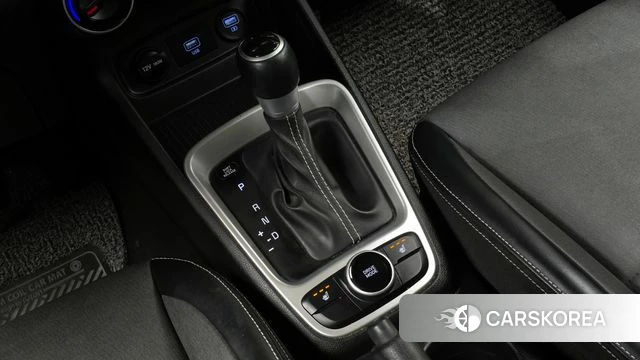 Hyundai Venue id 4179654 из Кореи 19