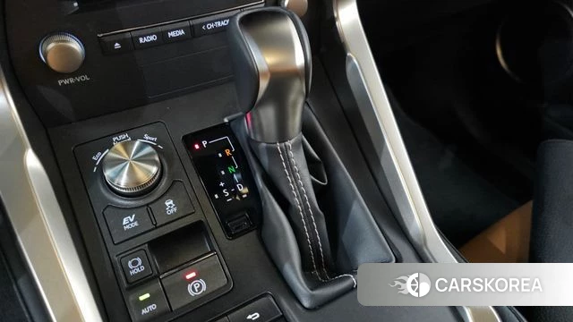 Lexus NX300h id 4417039 из Кореи 32