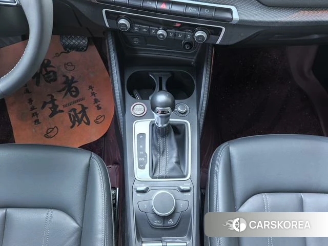 Audi Q2L id 4258405 из Китая 9