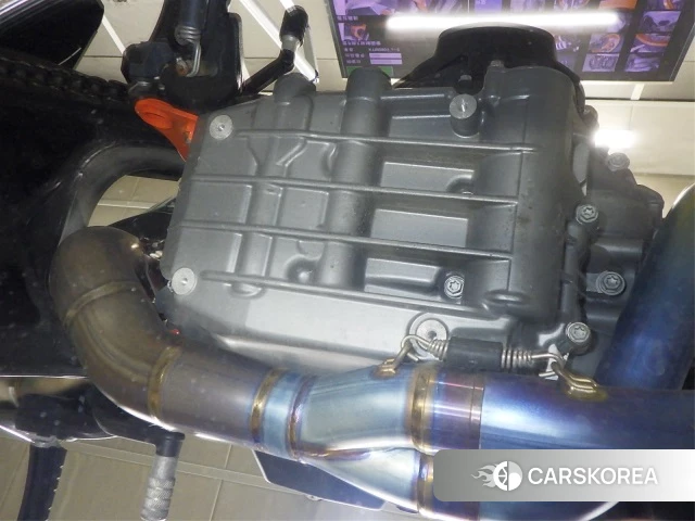 KTM 890 DUKE id 4328239 из Японии 9