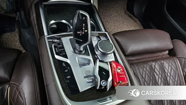 BMW 7 Series (G11) id 3479179 из Кореи 19