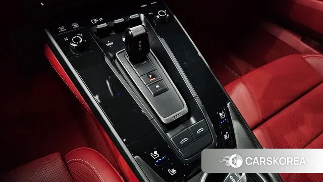 Porsche 911(992) id 3294295 из Кореи 19