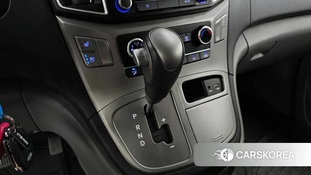 Hyundai The New Grand Starex id 4496611 из Кореи 19