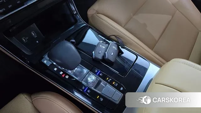 Kia K7 Premier Hybrid id 3504919 из Кореи 19