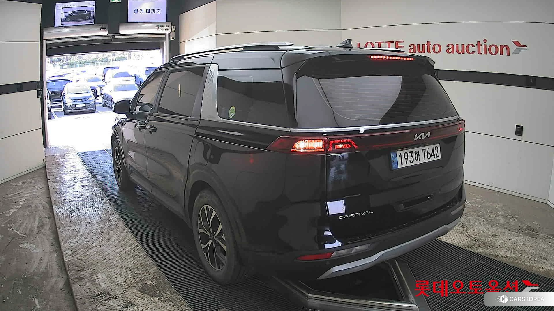 Kia Carnival id 3882155 из Кореи 36