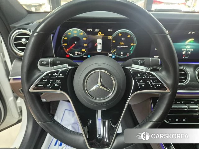 Mercedes-Benz E-Class W213 id 4308993 из Кореи 16