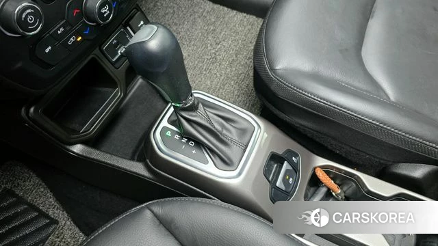 Jeep Renegade id 3827789 из Кореи 19