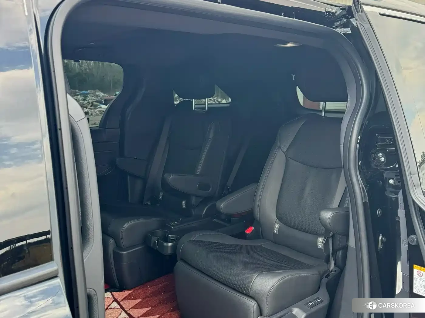 Toyota Sienna id 4548053 из Китая 9