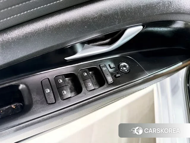 Hyundai Avante (CN7) id 3421418 из Кореи 19