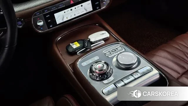 Genesis G90 (RS4) id 3463009 из Кореи 19