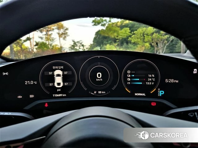Porsche Taycan id 4293721 из Кореи 19