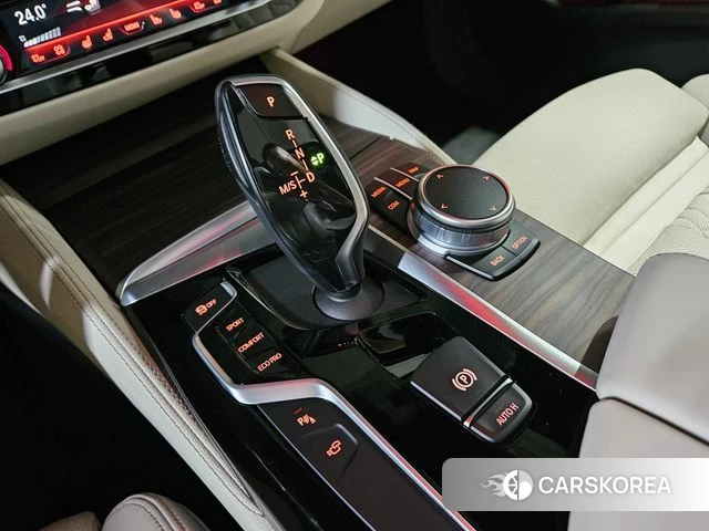 BMW 5 Series (G30) id 4250508 из Кореи 19