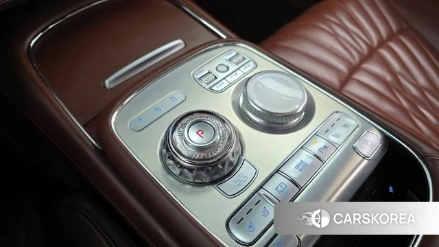 Genesis G90 (RS4) id 3832803 из Кореи 19