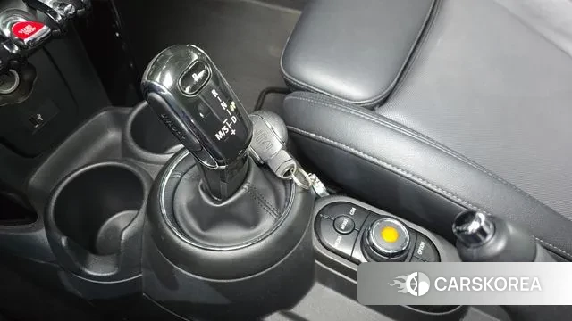 Mini Cooper Convertible id 3473804 из Кореи 19