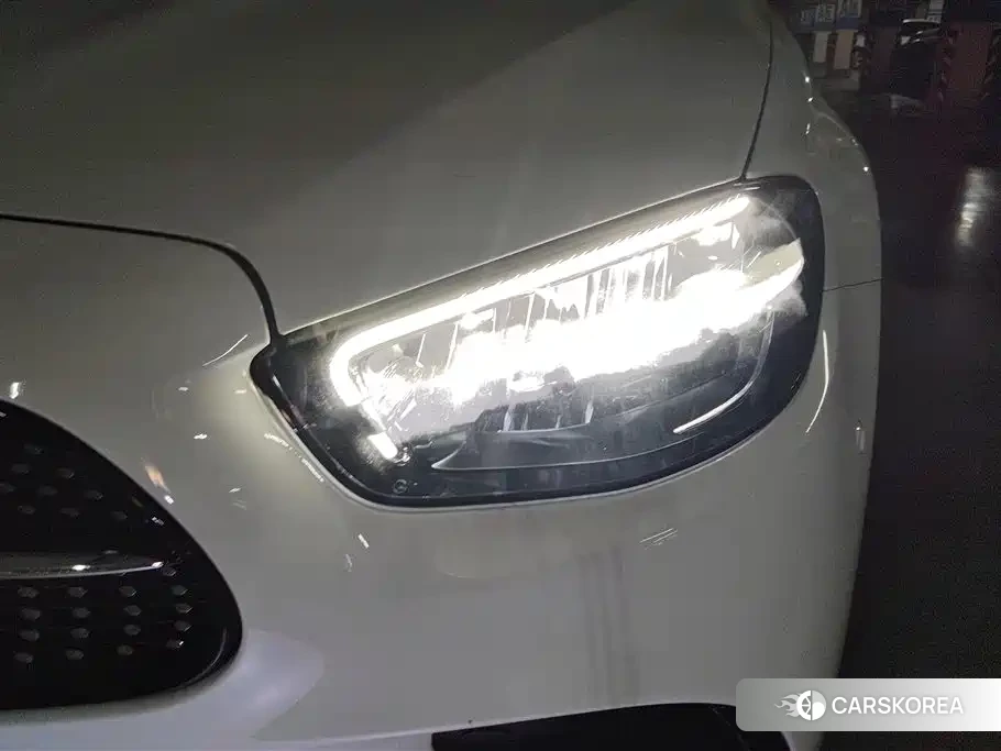 Mercedes-Benz E-Class id 4547456 из Китая 15