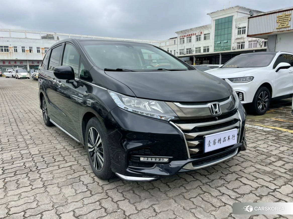 Honda Odyssey id 4504818 из Китая 10