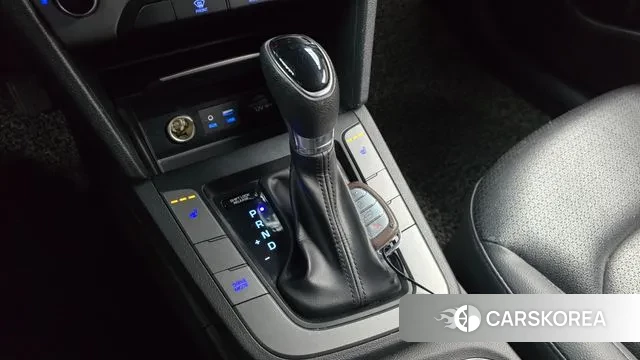 Hyundai Avante AD id 3677522 из Кореи 19