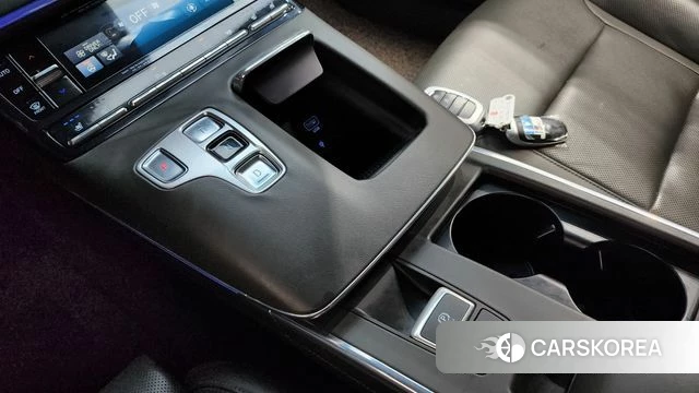 Hyundai The New Grandeur IG Hybrid id 3833765 из Кореи 19