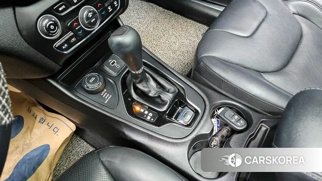 Jeep Cherokee (KL) id 3833745 из Кореи 19