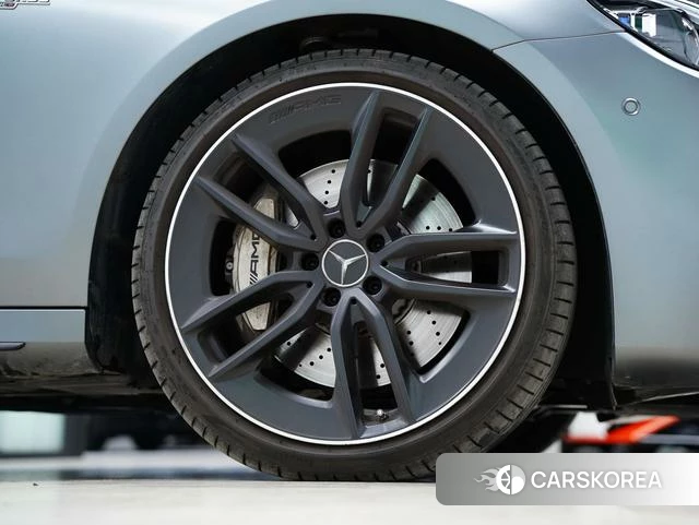 Mercedes-Benz E-class AMG id 4211350 из Китая 30