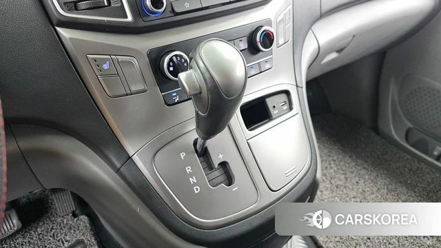 Hyundai The New Grand Starex id 4477407 из Кореи 30