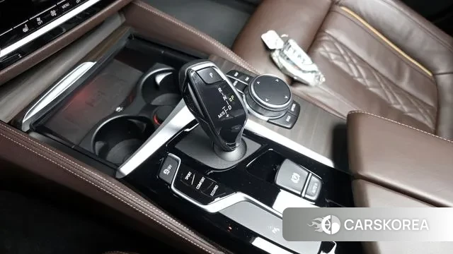 BMW 5 Series (G30) id 3489059 из Кореи 19