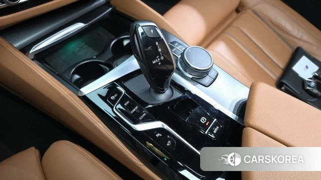 BMW 5 Series (G30) id 4528571 из Кореи 19