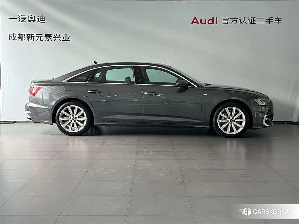 Audi A6L id 4455069 из Китая 12