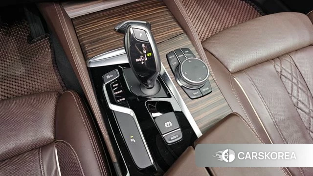 BMW 5 Series (G30) id 4626261 из Кореи 31