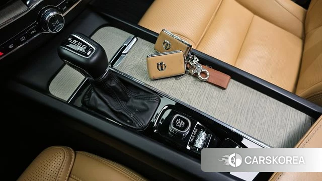 Volvo XC60 second Generation id 4285486 из Кореи 19