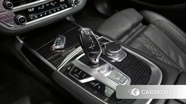 BMW 7 Series (G11) id 3166463 из Кореи 19