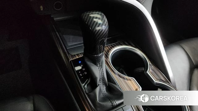 Toyota Camry (XV70) id 3905520 из Кореи 19