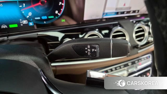 Mercedes-Benz E-Class W213 id 3884541 из Кореи 19