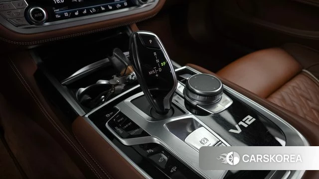 BMW 7 Series (G11) id 4642338 из Кореи 32