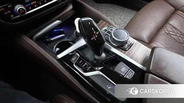 BMW 5 Series (G30) id 3480298 из Кореи 19