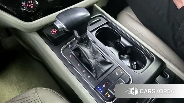 Kia All New Carnival id 3773335 из Кореи 19