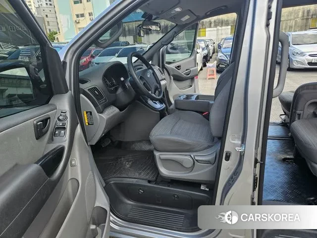 Hyundai The New Grand Starex id 3041921 из Кореи 19