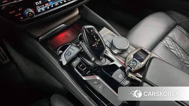 BMW 5 Series (G30) id 3627244 из Кореи 19