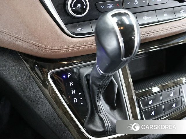 Hyundai The New Grand Starex id 4366387 из Кореи 19