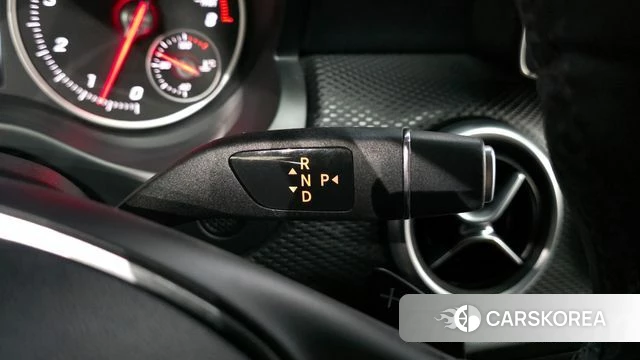 Mercedes-Benz A-Class W176 id 3853808 из Кореи 19